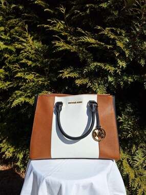 Michael Kors Sutton Center Stripe Large Satchel